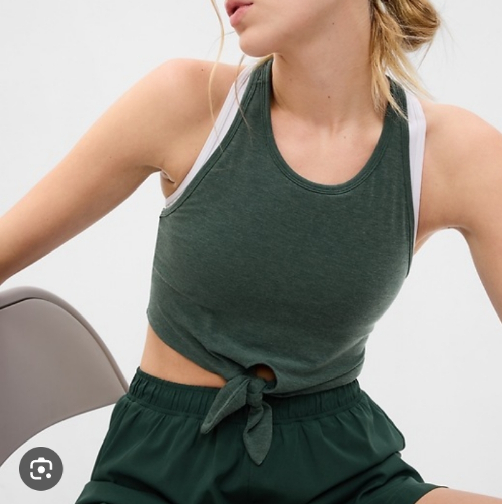 GapFit Breathe Tie-Front Cropped Brami | Size Medium